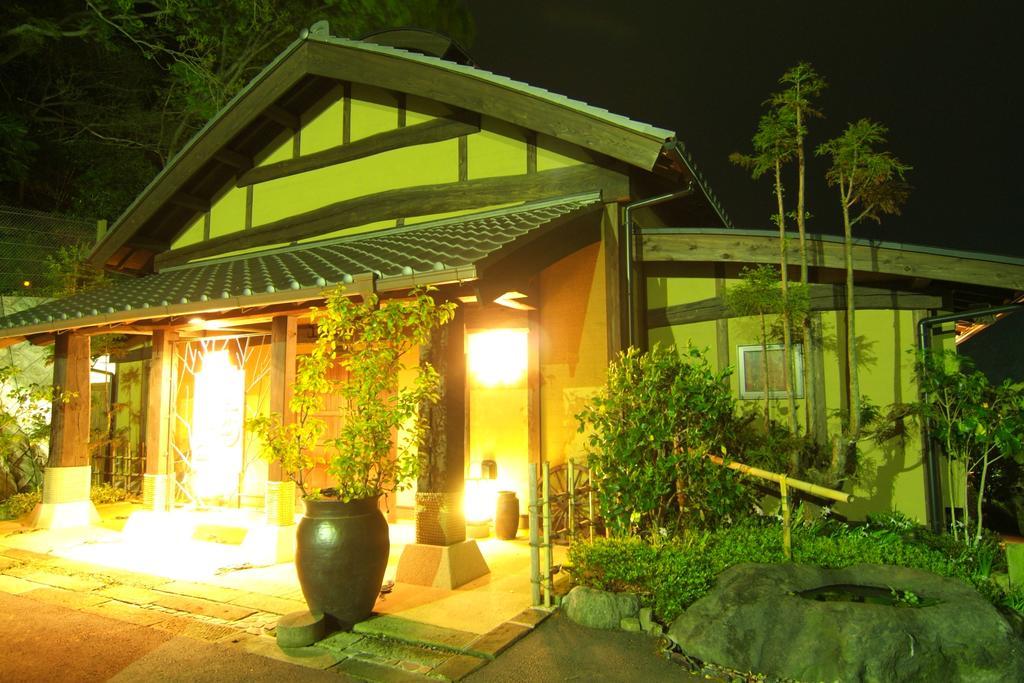 Musouan Biwa Hotel Изу Екстериор снимка